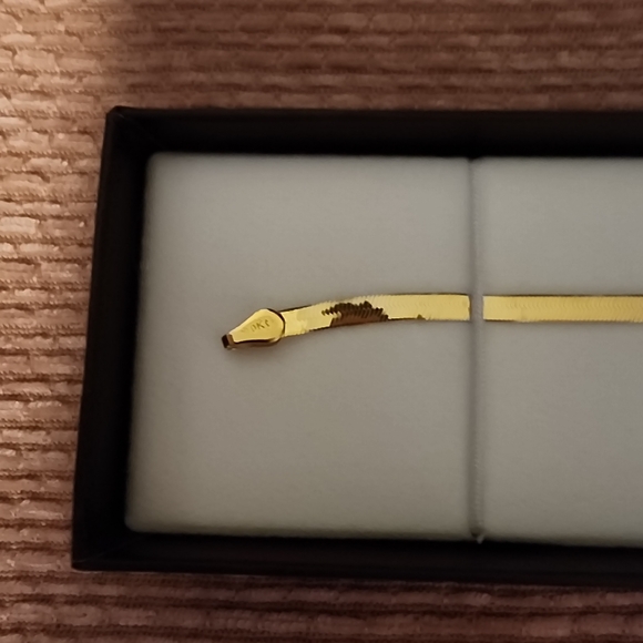 Solid 10k Gold Bracelet - Picture 9 of 15